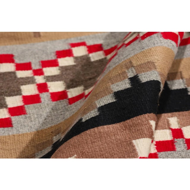 Vintage Crystal Southwest Modern Rug, 02'04 X 03'09 For Sale In Dallas - Image 6 of 10