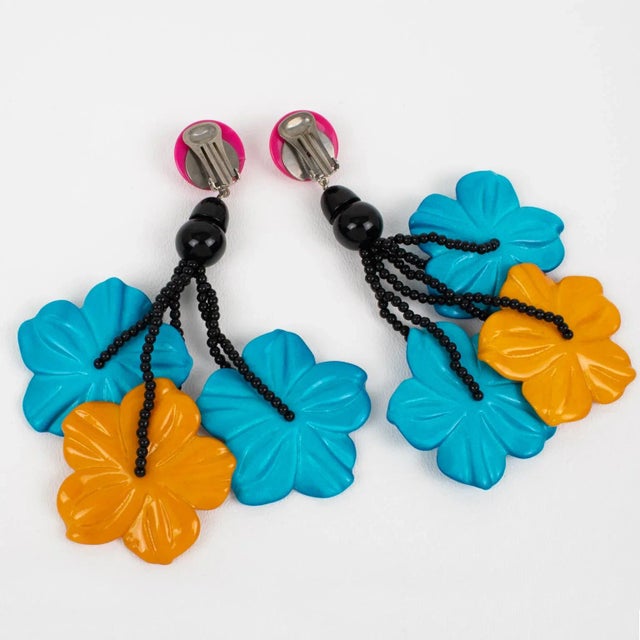 2000 - 2009 Angela Caputi Turquoise and Yellow Floral Dangle Resin Clip Earrings - 2 Pieces For Sale - Image 5 of 5