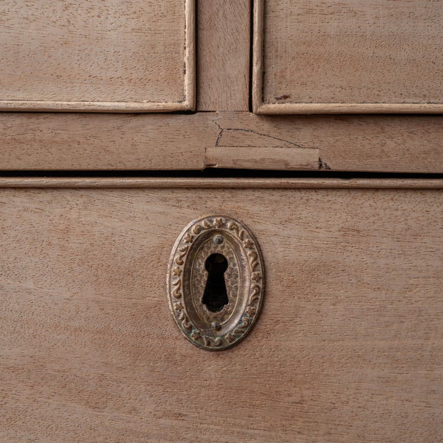 George III Mahogany Chest of Drawers, c.1810 For Sale - Image 14 of 18