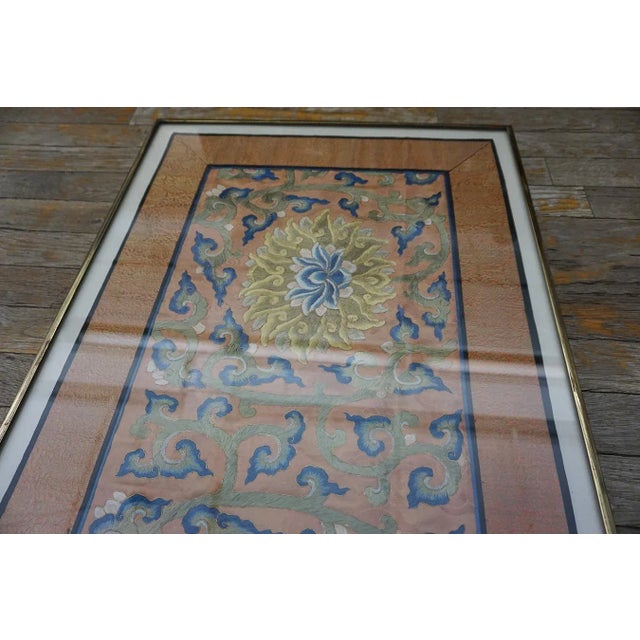 1890s Peach Floral Medallions Antique Chinese Carpet Silk Embroidery 1'6'' X 4' Rug For Sale - Image 13 of 15