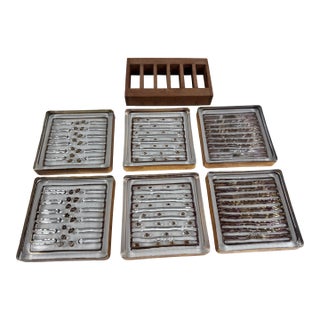 1960s Smeyers Art Glass Coasters With Wooden Holder, Hollywood Regency Barware – Set of 6 For Sale