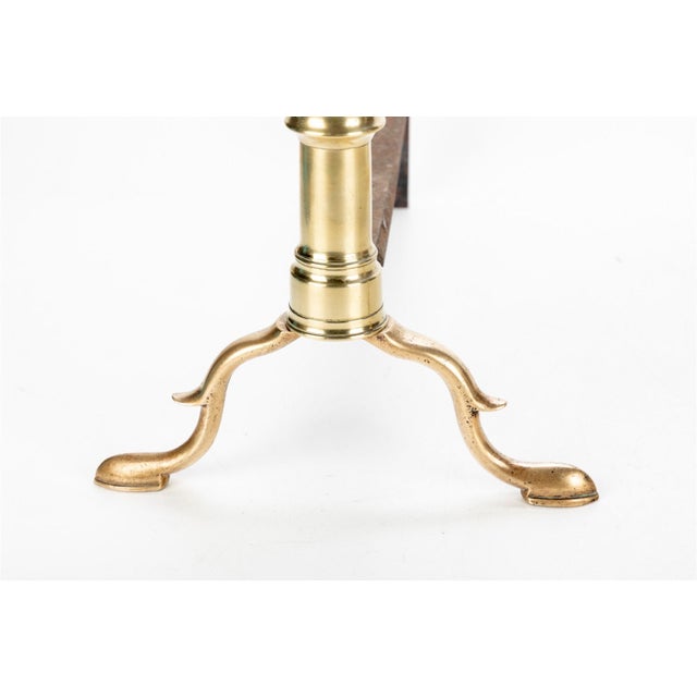 English 18th Century Ribbed Cannonball Brass Andirons—A Pair For Sale - Image 3 of 6