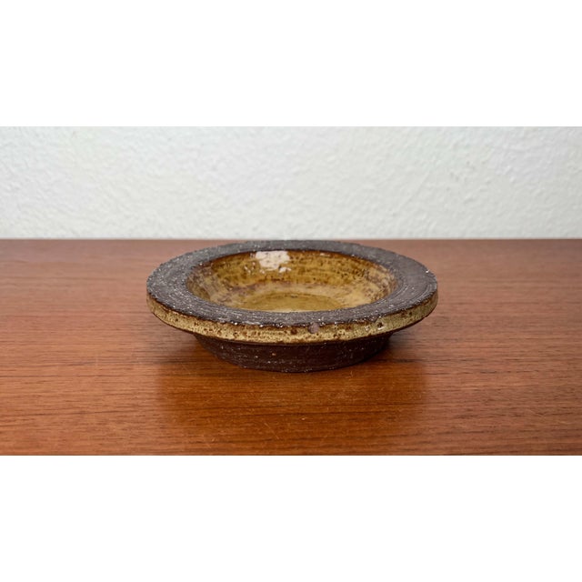 Mid-Century Modern Yellow Danish Studio Pottery Bowl from Michael Andersen Keramik, 1960s For Sale - Image 4 of 11