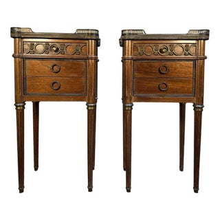 Louis XVI Style Bedside Tables in White Marble, Set of 2 For Sale