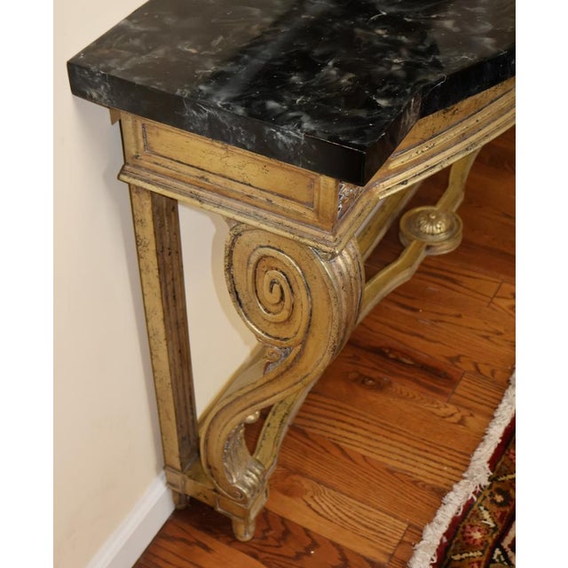 French 1960s Louis XV Style Faux Marble Gold Console Table Attributed to Maison Jansen For Sale - Image 3 of 10
