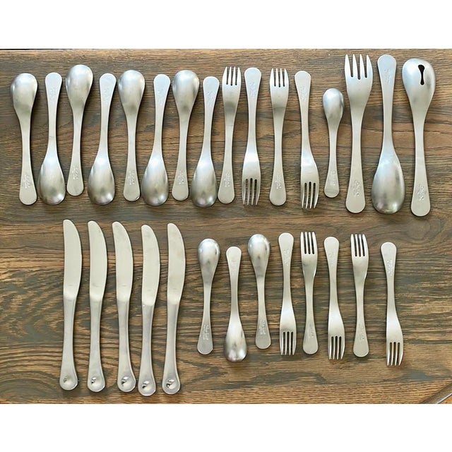 Late 20th Century Robert Welch Pendulum Flatware Set of 29 Chairish