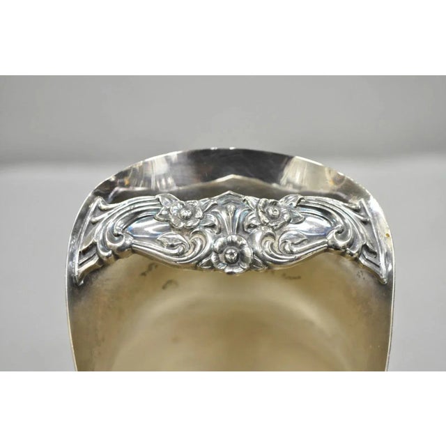 Victorian Vintage International Silver Co Silver Plated Victorian Bulbous Water Pitcher For Sale - Image 3 of 12