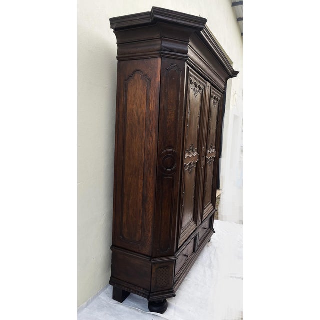 Antique Baroque Wardrobe in Oak, 1600s For Sale - Image 10 of 18