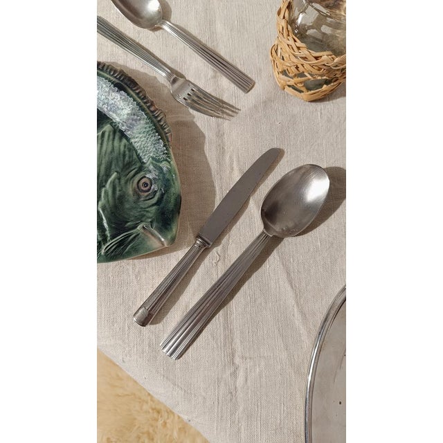 Metal Art Deco Silver-Plated Flatware by Luc Lanel for Christofle, 1930s, Set of 32 For Sale - Image 7 of 18