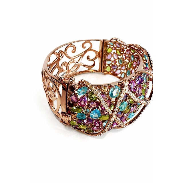 Bochic Capri” Vintage Sapphire, Peridot & Amethyst Cuff - 18K Gold & Silver For Sale In New York - Image 6 of 11