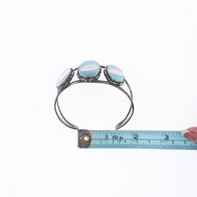 Silver 7" Vintage Zuni sterling Turquoise and shell bracelet For Sale - Image 8 of 10