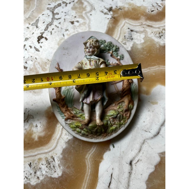 English 1970s English Style Small Ceramic 3d Wall Hanging of a Boy For Sale - Image 3 of 7