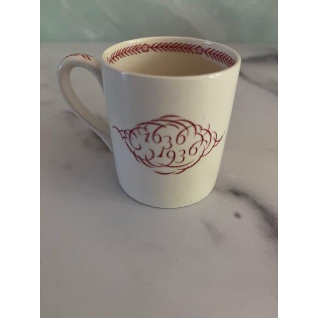 The American School 1930s Wedgwood The American School Harvard University Tercentenary Demitasse Set of 4 Cups and Saucers - 8 pcs For Sale - Image 3 of 11