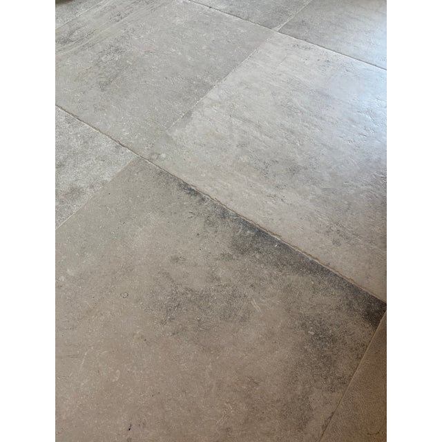 Imported Italian Tile - Large Format 32x32 Florim La Roche Blanc Anticato - One Pallet Only! For Sale - Image 4 of 4