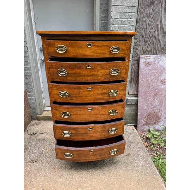 Early 20th century Regency Style Tall Boy Bow Front Chest of Drawers The Chest Features an Arrangement of 6 Lined...