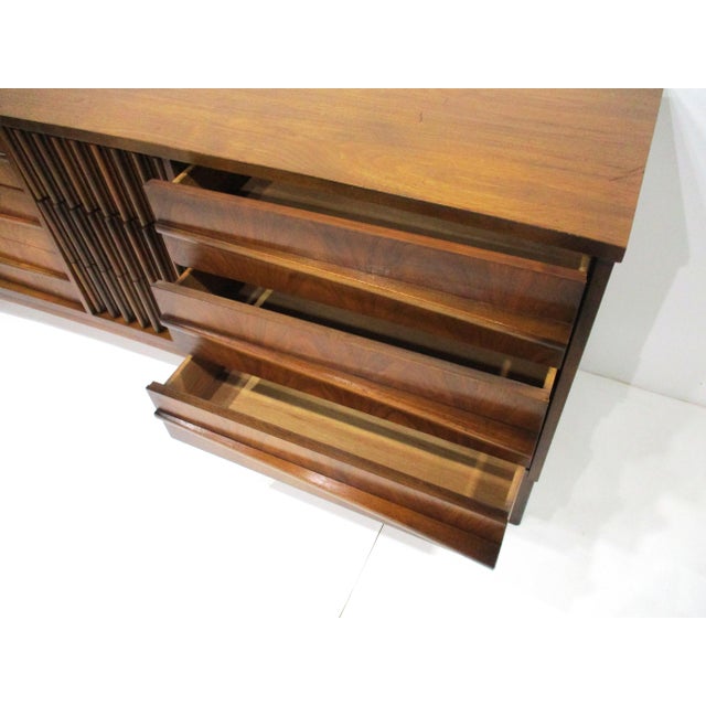 Mid Century Walnut 9 Drawer Low Boy Dresser in the Style of Altavista Lane For Sale - Image 10 of 13