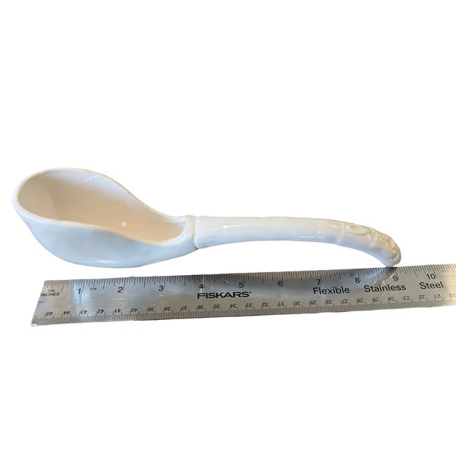 1980s Vintage White Porcelain Ladle With Sculptural Handle for Tureen – 9” For Sale - Image 5 of 7
