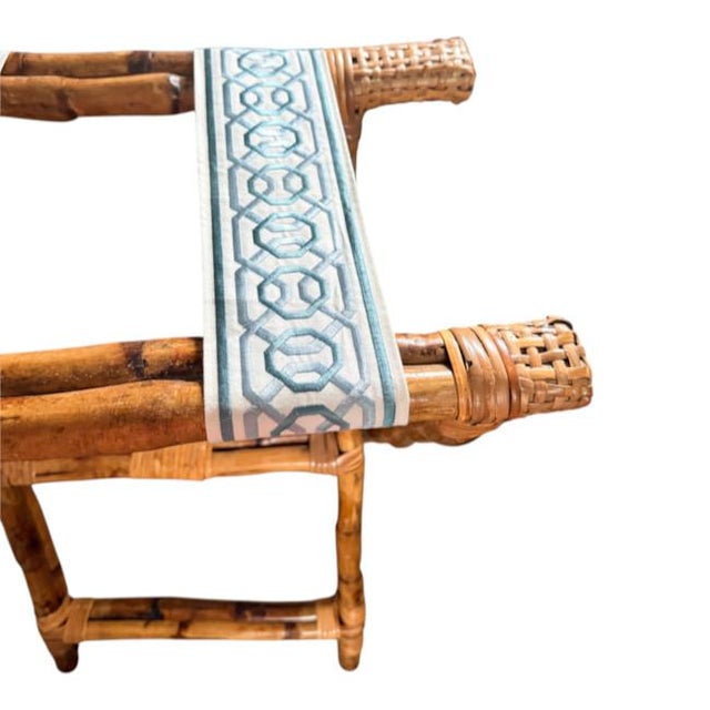 English Vintage Bamboo Folding Luggage Rack With Blue & White Greek Key Straps For Sale - Image 3 of 5
