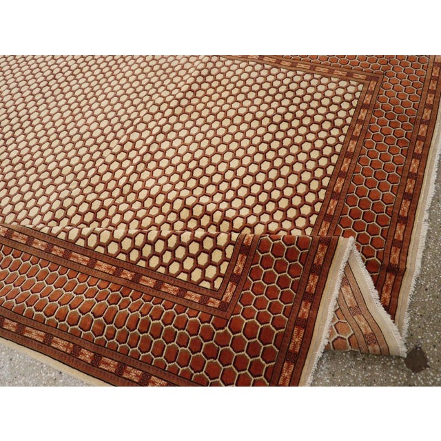 Galerie Shabab Collection Mid-20th Century Turkish Anatolian Accent Carpet For Sale - Image 9 of 10