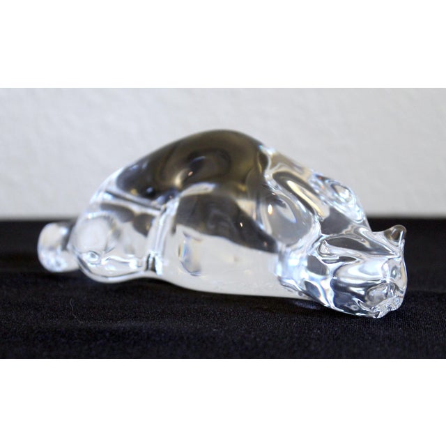 Vintage Steuben Crystal "Roman Cat" Hand Cooler Paperweight by Susan Smyly, Signed, 1979 For Sale - Image 4 of 10