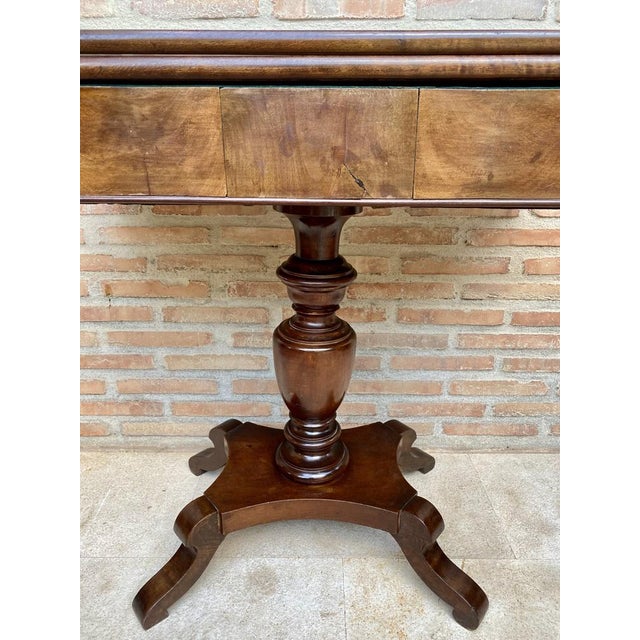 French Fold-Over Game Table in Walnut, 1920 For Sale - Image 3 of 18