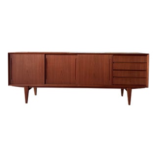 1960s Mid-Century Danish Sideboard Attributed to Knud Nielsen for Løsning Mobelfabrik For Sale
