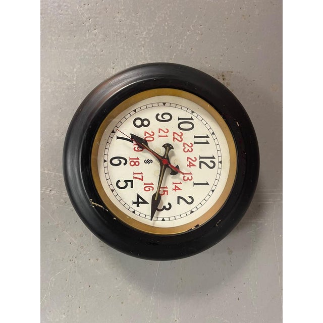 Bauhaus 24-Hour Wall Clock from Siemens Halske, Germany, 1930s For Sale - Image 4 of 16