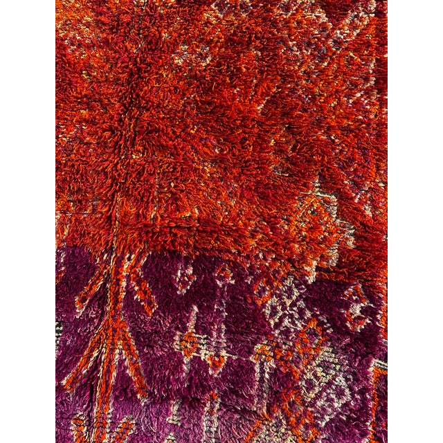 1970s 1970s Authentic Moroccan Boujad Rug – Handmade Berber Wool Rug – Large Tribal Area Ru For Sale - Image 5 of 11