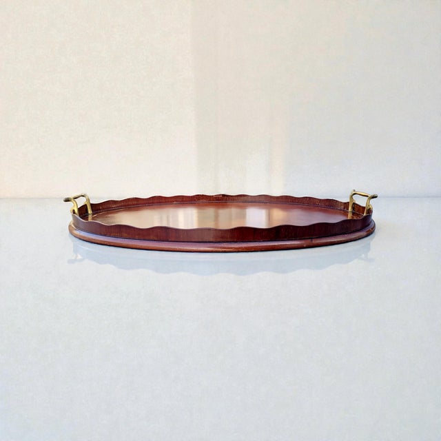 Antique English Oval Satinwood Butler's Serving Tray in Mahogany with Brass Handles, 1900s For Sale - Image 11 of 15