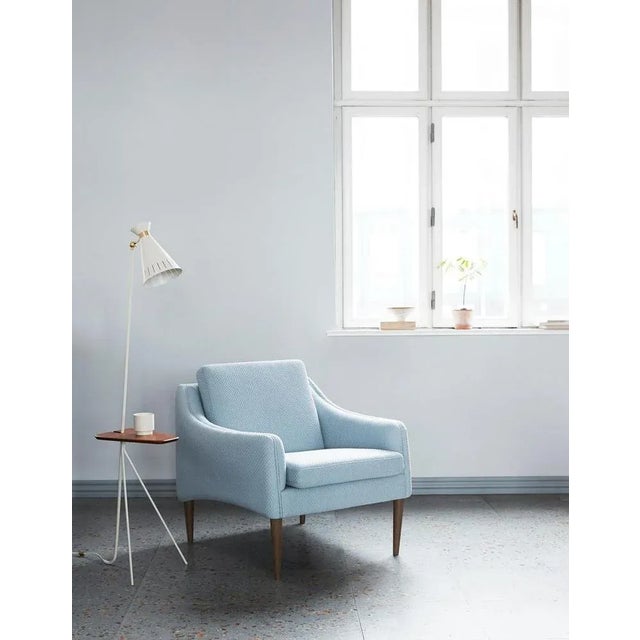 Contemporary Warm White Cone Floor Lamp with Table from Warm Nordic For Sale - Image 3 of 4