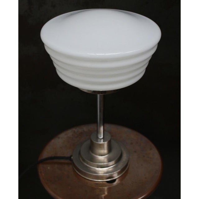 Art Deco White Reeded Opaline Glass Table Lamp For Sale - Image 5 of 8
