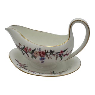 1950s Gravy Boat by Wedgwood in Devon Sprays Bone China Attached Underplate For Sale