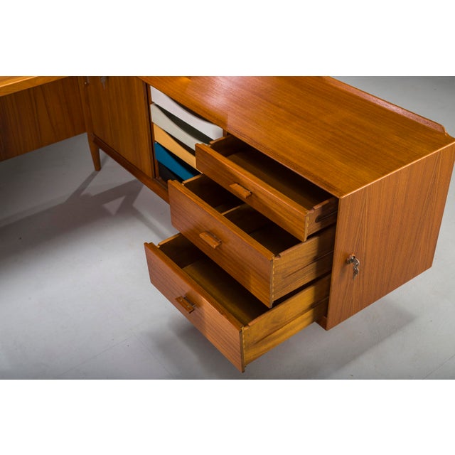 Brown Executive Desk Model 209 in Teak by Arne Vodder for Sibast, 1955 For Sale - Image 8 of 18