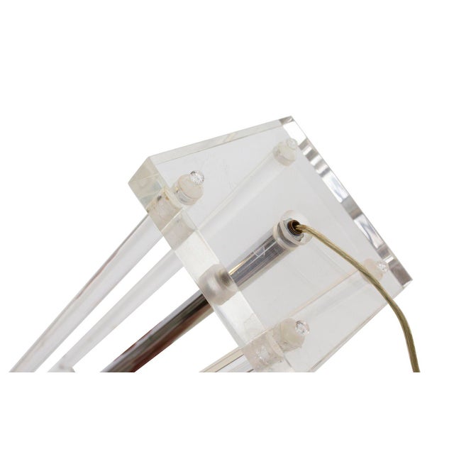 Lucite Rod Table Lamp For Sale - Image 4 of 4