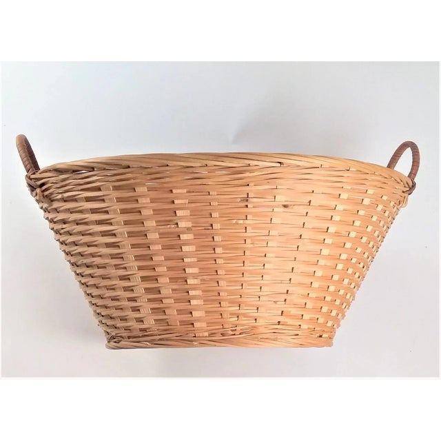 Vintage Hand Woven Fruit Flower Wicker Basket For Sale In Portland, ME - Image 6 of 13