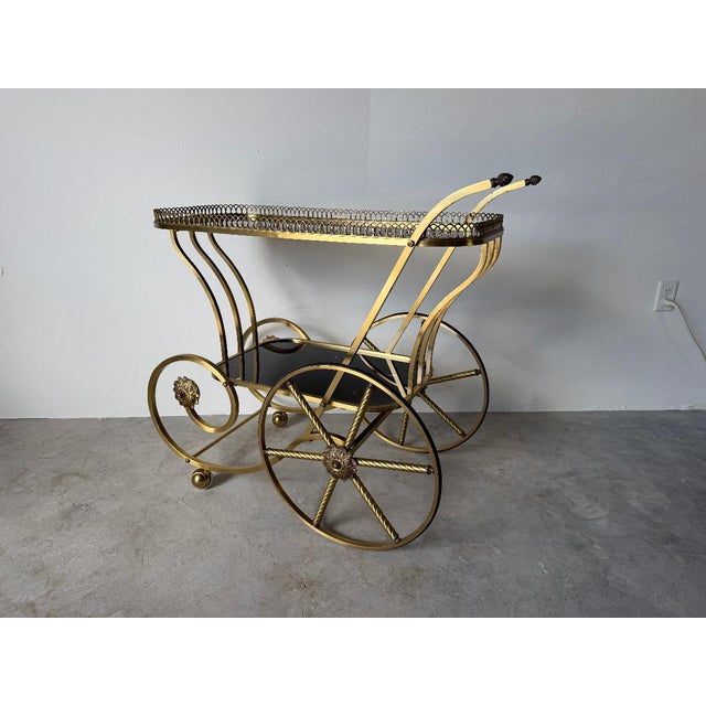 1960s Italian Hollywood Regency Scrolled Brass & Black Glass Two-Tier Bar Cart For Sale - Image 10 of 14