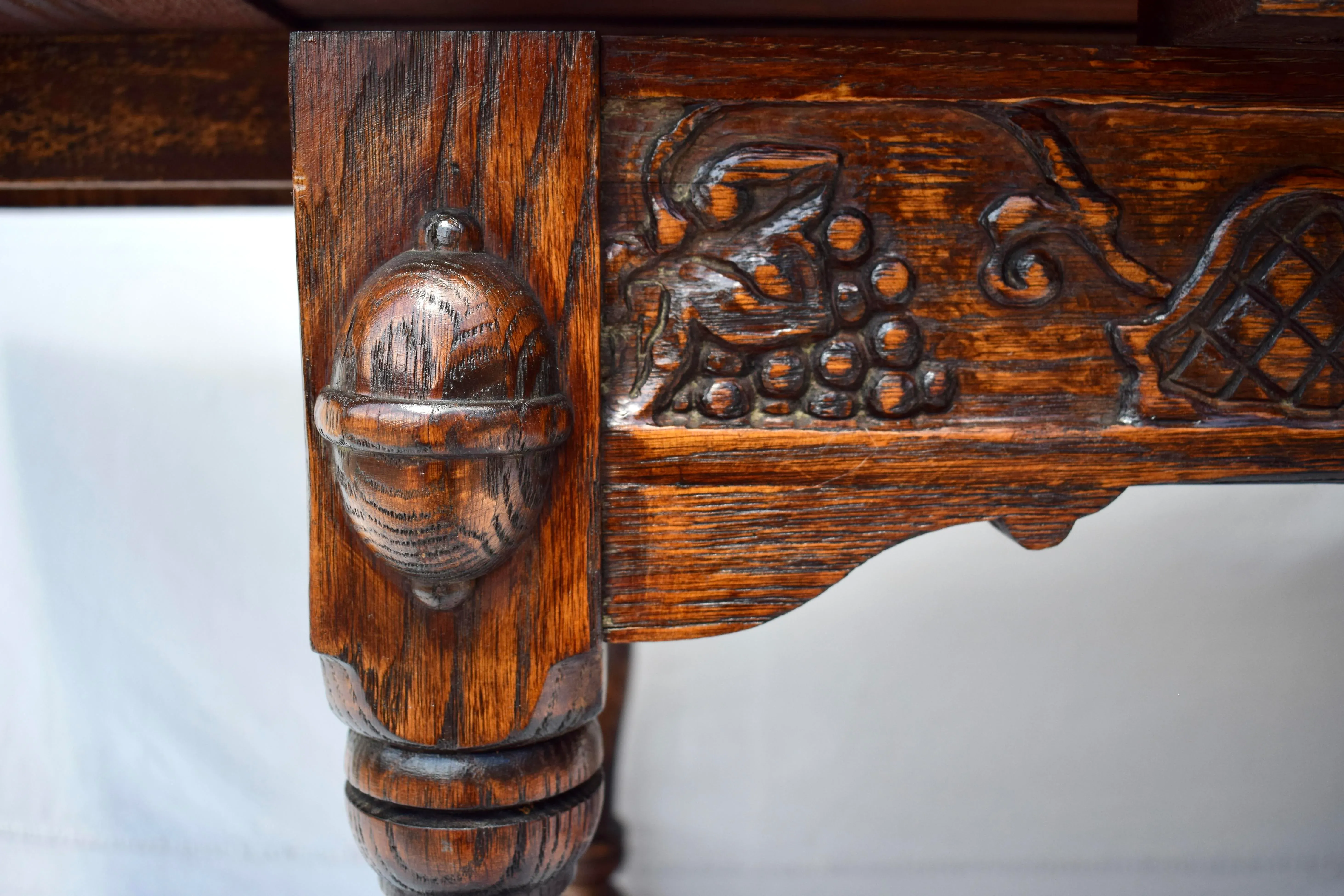 Antique Jacobean Style Refectory Dining Table by Jamestown Lounge