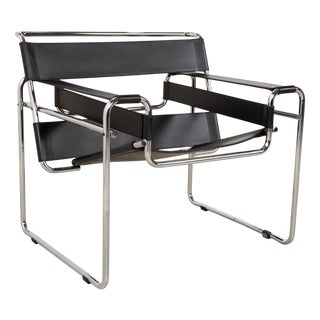 Vintage Bauhaus Wassily Armchair in Black Leather by Marcel Breuer for Knoll Inc. / Knoll International For Sale