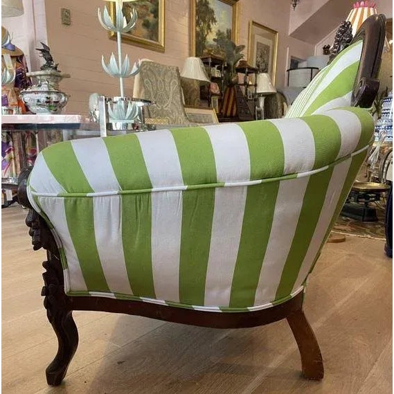 1910s Victorian Settee Reupholstered in Green and White Italian Sunbrella For Sale In Providence - Image 6 of 6