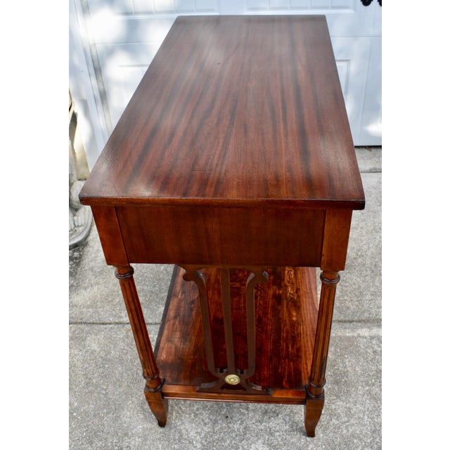 Vintage Northern Furniture Co. Regency Mahogany Console Table Entryway Hall For Sale - Image 15 of 15