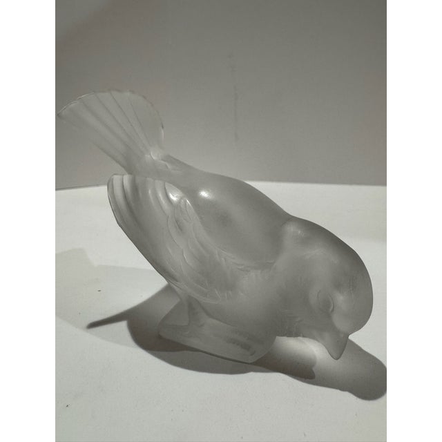 Art Deco Lalique France Moineau Hardi Frosted Crystal Sparrow Bird Figurine For Sale - Image 3 of 7