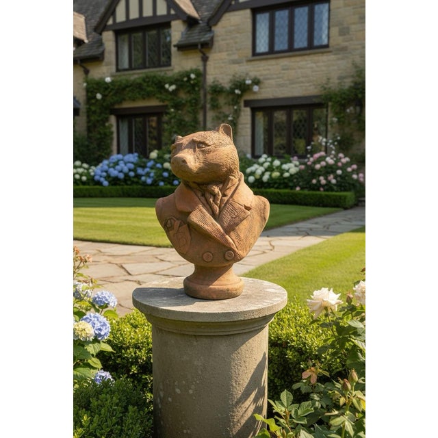 Terra Cotta 1990s Badger Bust in Tailcoat – Terracotta Finished Cast Stone For Sale - Image 8 of 10