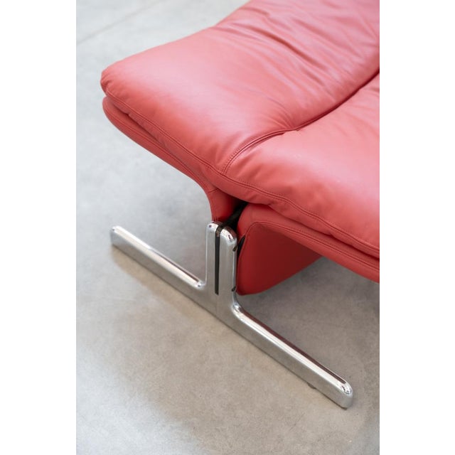 Set of Lounge Chair and Footrest in Red Leather by Vitelli e Ammannati for Brunati, 1970s-1980s For Sale - Image 9 of 18