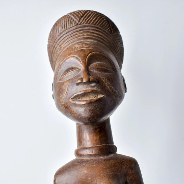 Early 20th Century Chokwe Standing Female Figure For Sale - Image 15 of 17