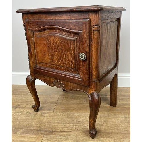 Wood Vintage Bedside Tables in Oak, Set of 2 For Sale - Image 7 of 11