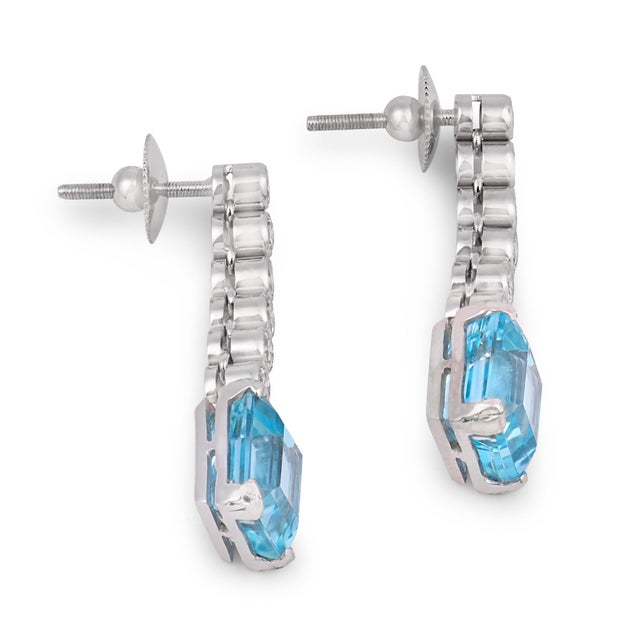 Vintage 6.60 Carat Aquamarine Diamond Platinum Drop Earrings, A Pair For Sale - Image 4 of 6