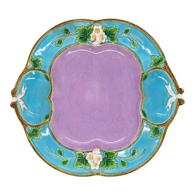 George Jones Majolica 'Strawberry Tray' With Cream & Sugar Wells, English, 1873 For Sale