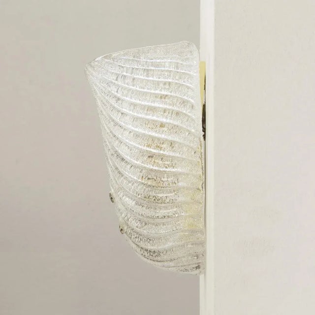 Mid-Century Modern Ribbed Clear Wall-Mounted Glass Lamps, 1960s, Set of 2 For Sale - Image 3 of 10
