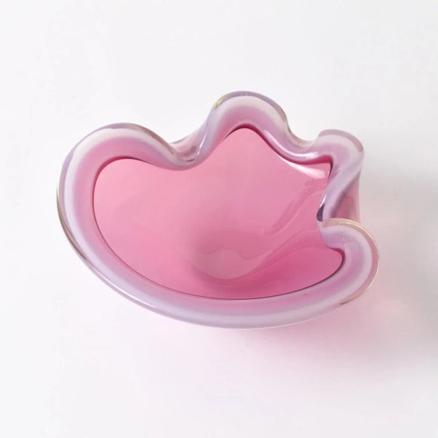 Vintage Murano Pink Alabastro Glass Bowl from Seguso, 1960s For Sale - Image 4 of 11