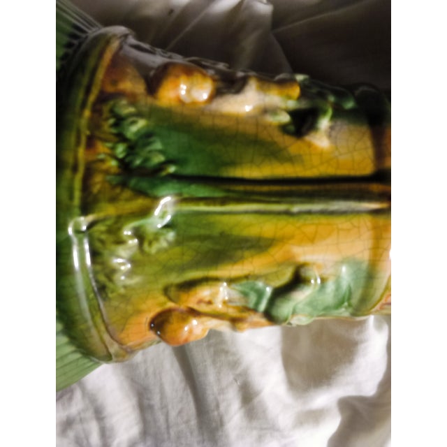 Rare Antique C. 1910 J.W. Brush -McCoy Majolica Pottery Planter/Jardinier – "W" Mark With Maker's Base Drainage Hole For Sale - Image 13 of 15